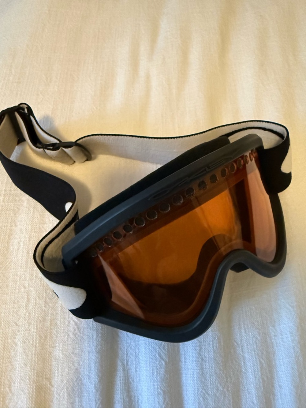 SMITH Unisex Black Goggles with Amber Lens